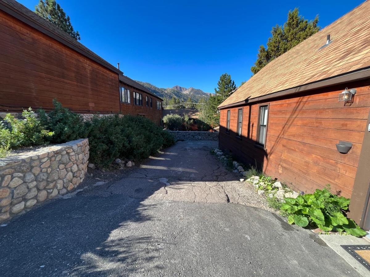 June Lake Villager Екстер'єр фото