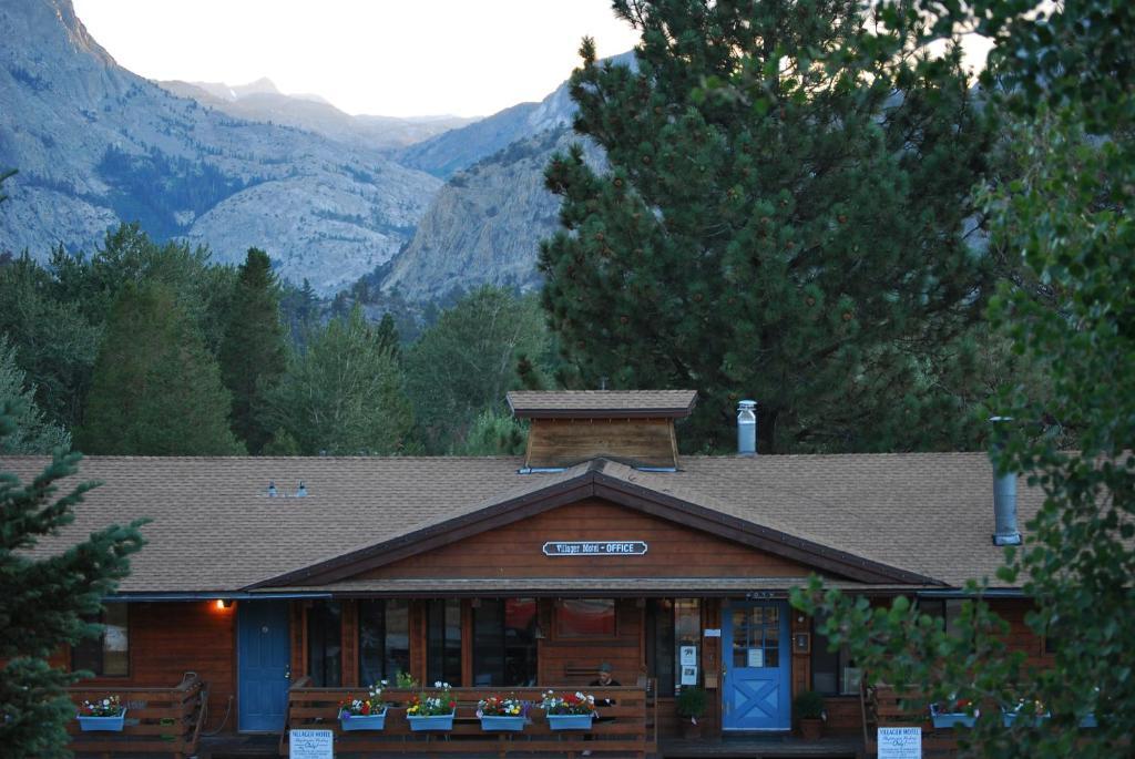 June Lake Villager Екстер'єр фото